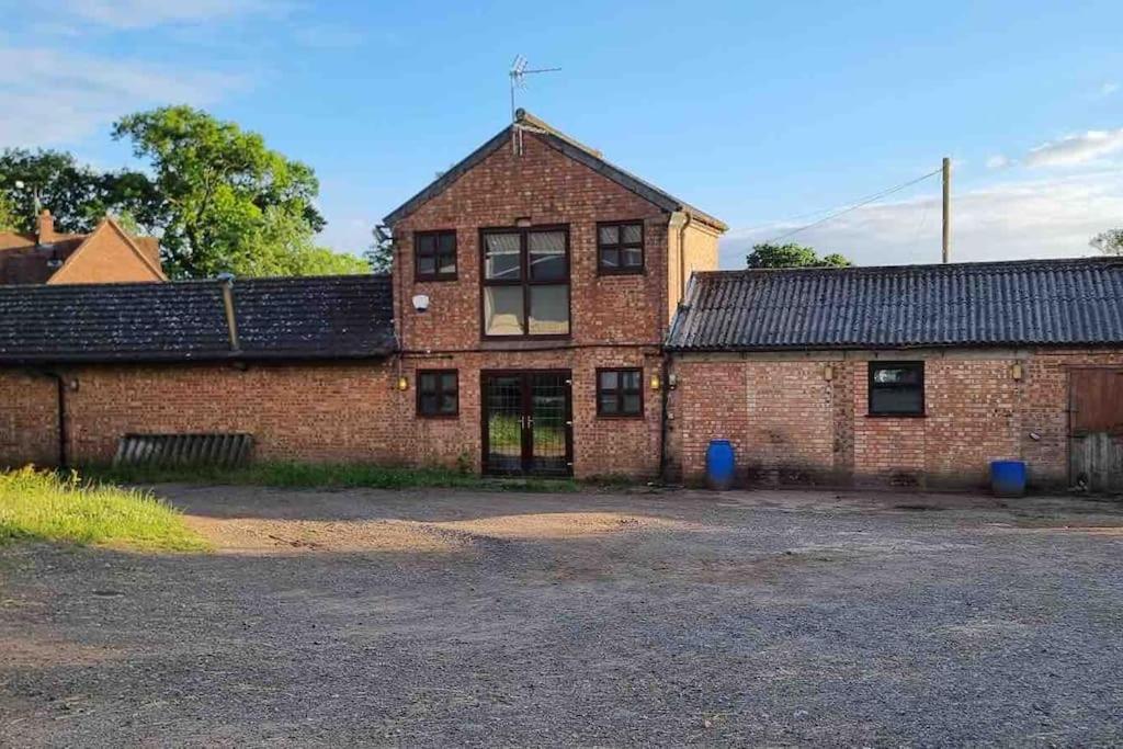 Hillfields Farm Barn - A Rural Equestrian Escape Apartment Coventry Ngoại thất bức ảnh